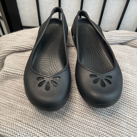 CROCS Women’s Taylor Slingback Black Ballet Flats Women's Shoes 7 NWOT - Picture 3 of 6